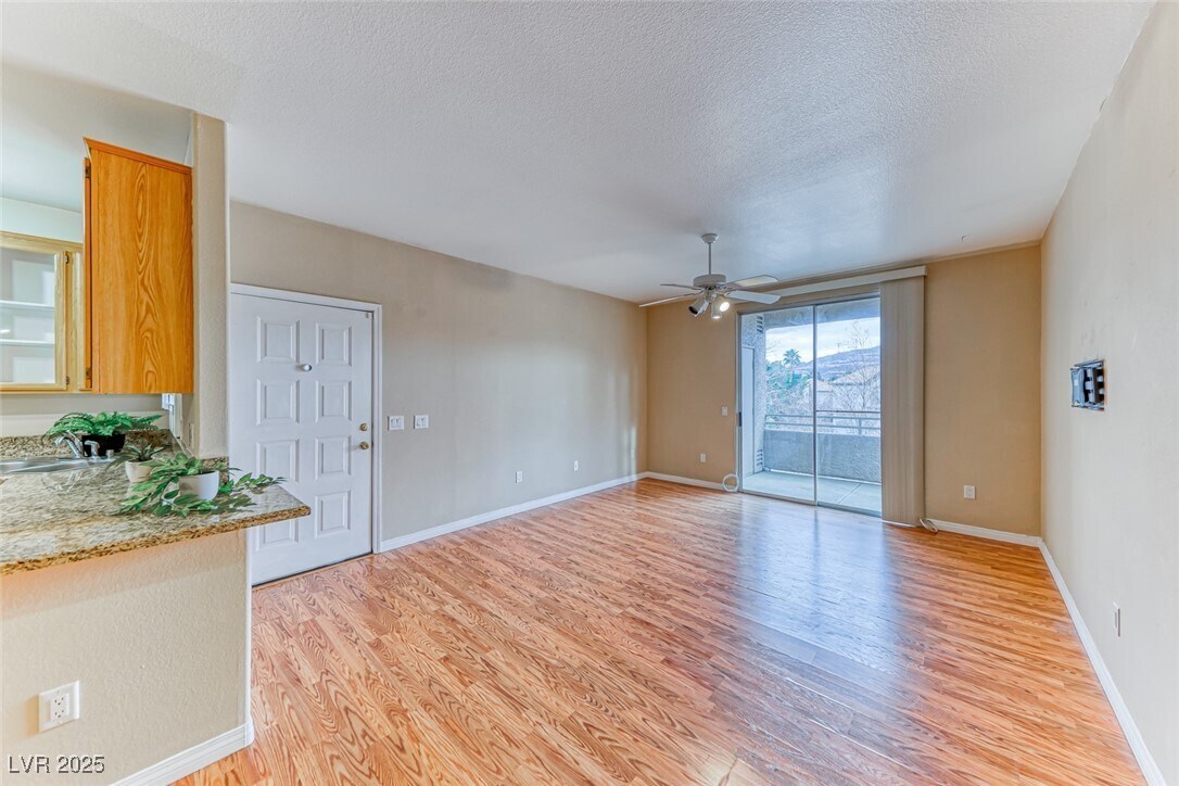 Foto principal - 75 N Valle Verde Dr