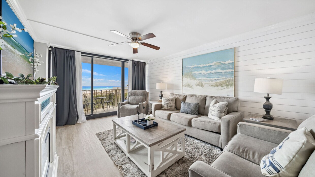 Foto principal - 7205 Thomas Dr