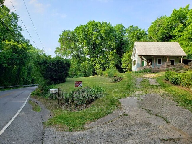 Building Photo - 4019 W Rd