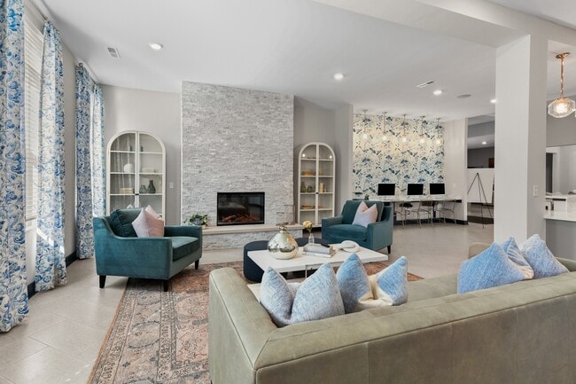 Building Photo - Rosewood Village