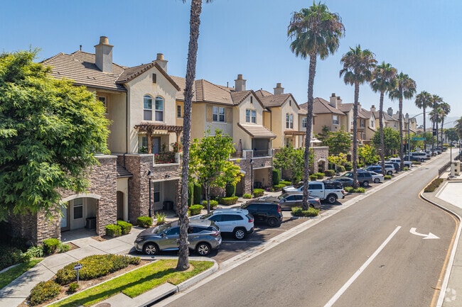 Building Photo - Marquis at Otay Ranch