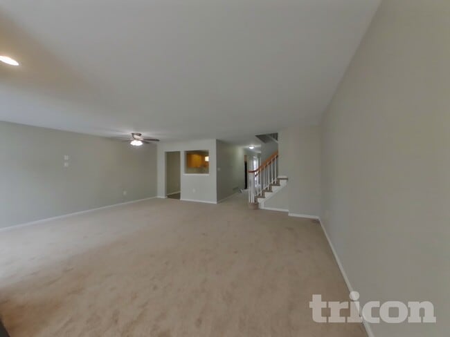 Building Photo - 137 Harvard Dr