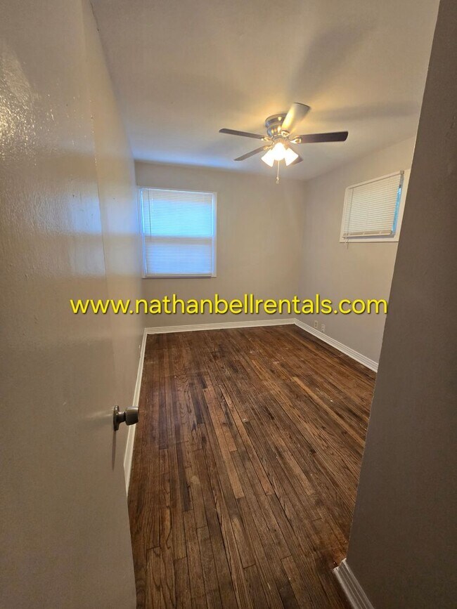 Foto del edificio - 683 25th St SE