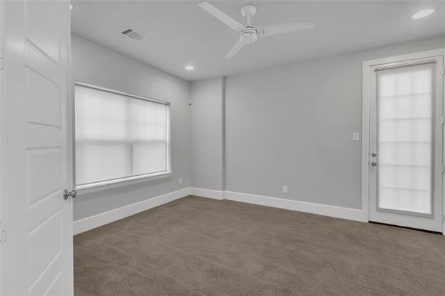 Foto del edificio - 5139 Garrett Field Ct