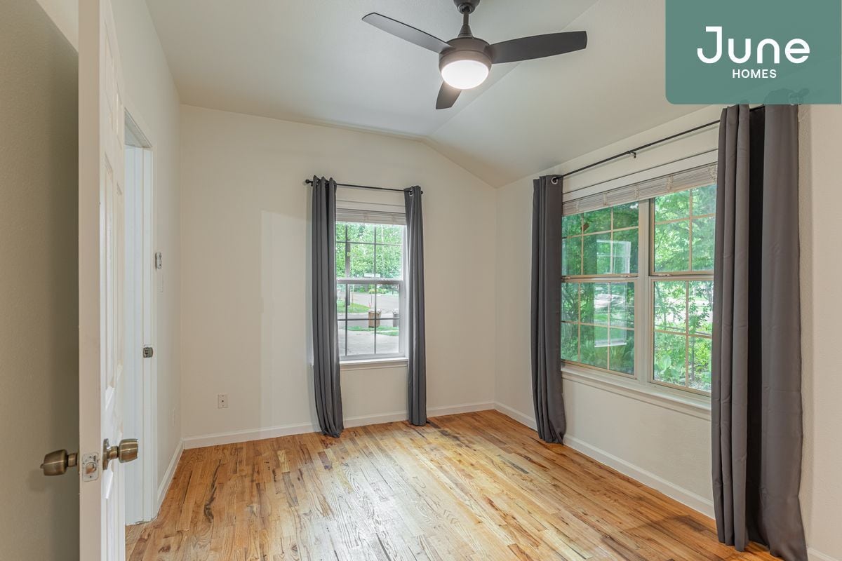 Primary Photo - ROOM ONLY in 4-bed/2.0-bath Home