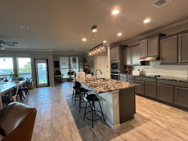 Foto del edificio - 4-bedroom 2-bathroom home in Nolanville!