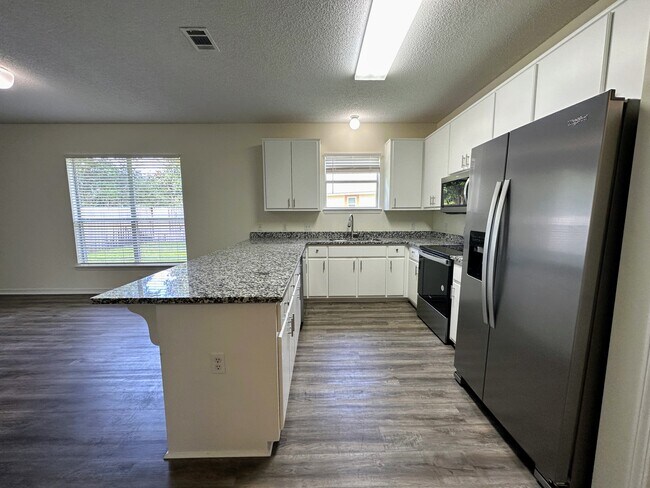 Foto del edificio - 415 White Heron Dr