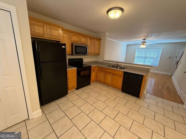Building Photo - 105 Whitehead Rd