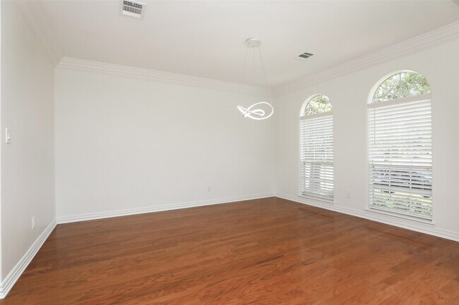 Building Photo - 1715 Cottage Landing Ln