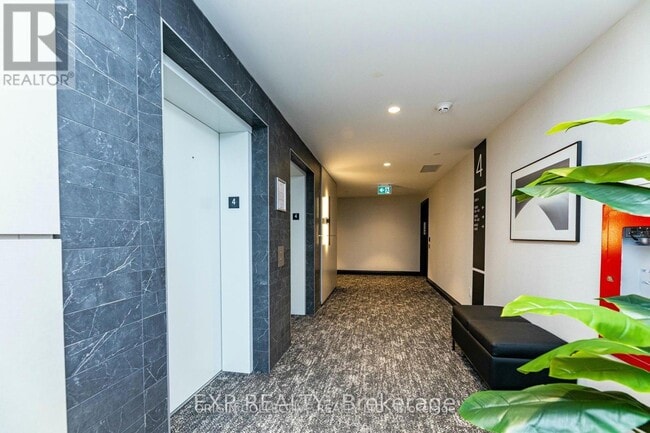 Building Photo - 490 Gordon Krantz Ave