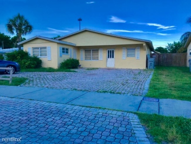 Foto del edificio - 4400 NE 18th Ave