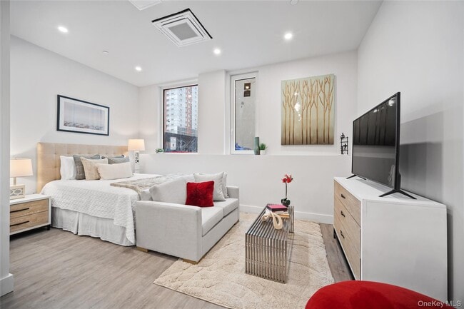 Foto del edificio - 40 Westchester Pl