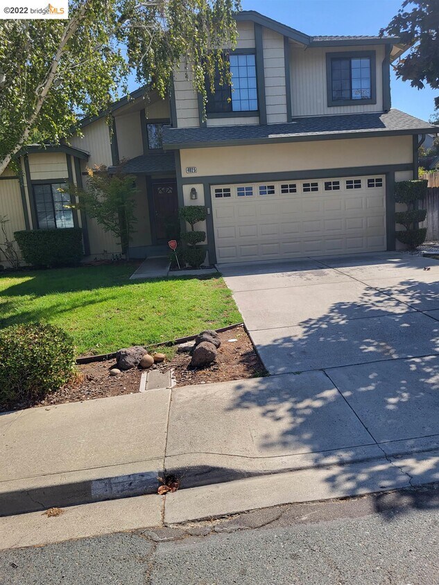 4025 Rockford Dr Antioch, CA 94509 Alquileres en Antioch, CA