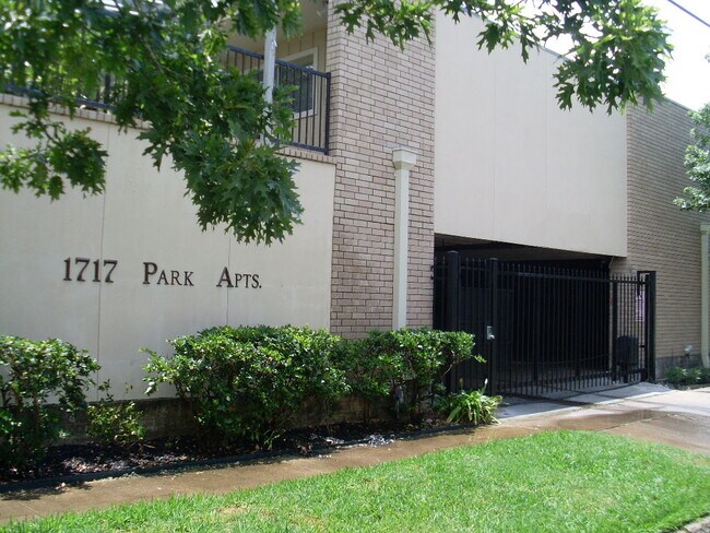 Foto del edificio - 1709 Park St