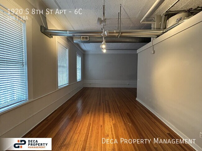 Foto del edificio - 1920 S 8th St