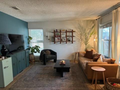 Foto principal - 3319 Dolphin Dr