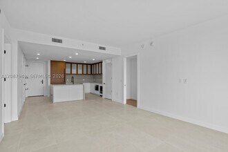 Building Photo - 2200 Brickell Ave