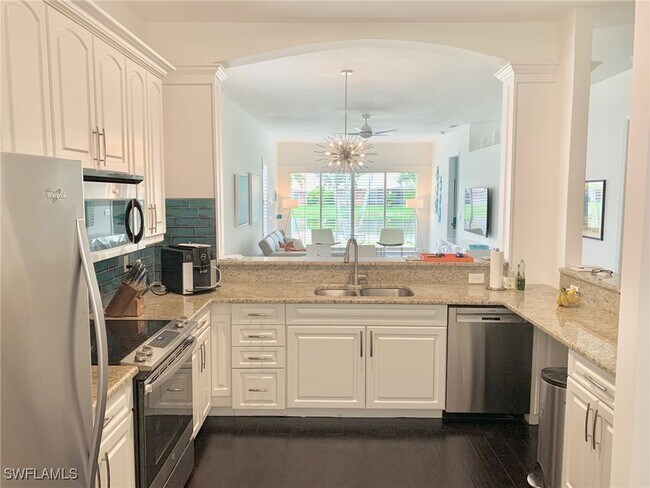 Building Photo - 6537 Ilex Cir