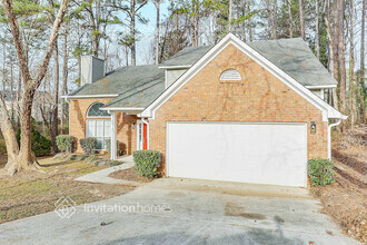 Building Photo - 589 N Shore Rd
