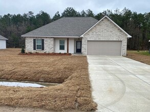 Building Photo - 39050 Fairfields Dr
