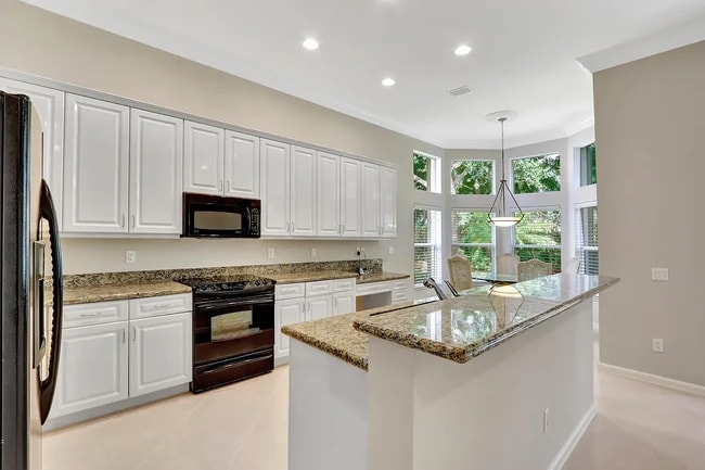 Building Photo - 6599 Capistrano Beach Trail
