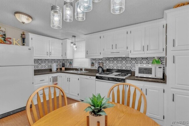 Foto del edificio - 8A Sun up