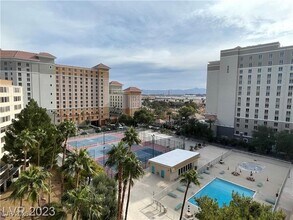 Building Photo - 205 E Harmon Ave