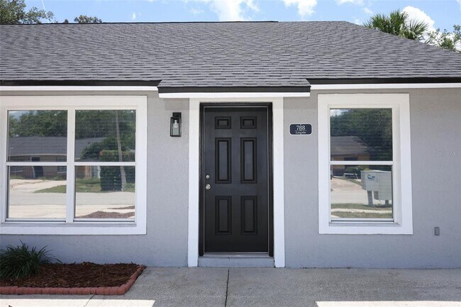 Foto del edificio - 788 Lincoln Pkwy