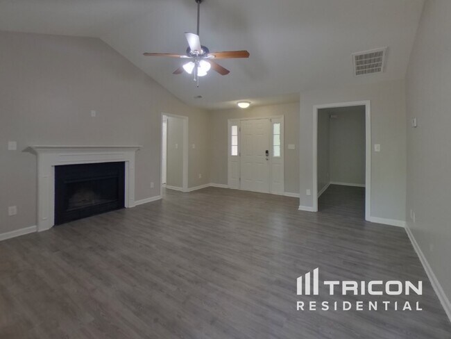 Building Photo - 5423 River Falls Dr