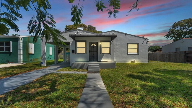 Building Photo - 901 NW 48th St
