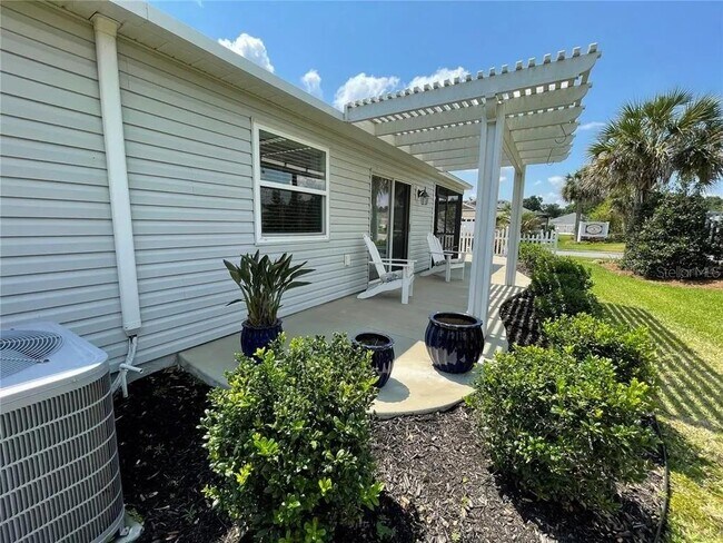 Foto del edificio - 3067 Sweetgum St