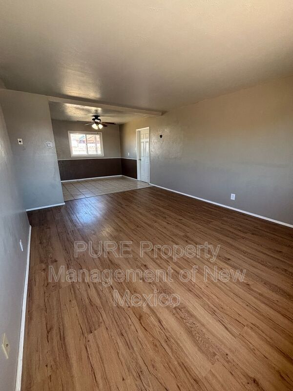 Foto del edificio - 2620 N Mossman Dr