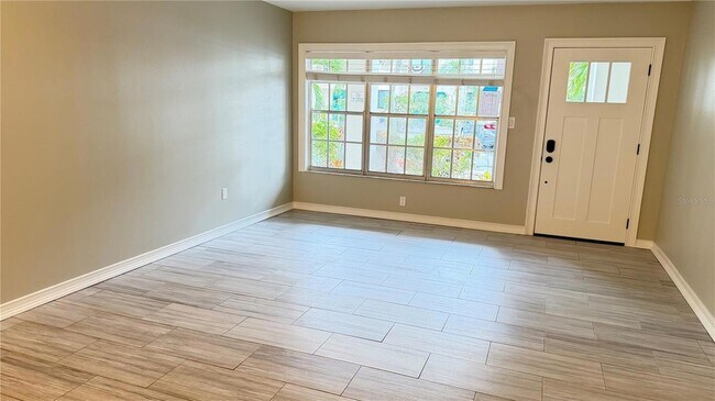 Building Photo - 333 Island Way