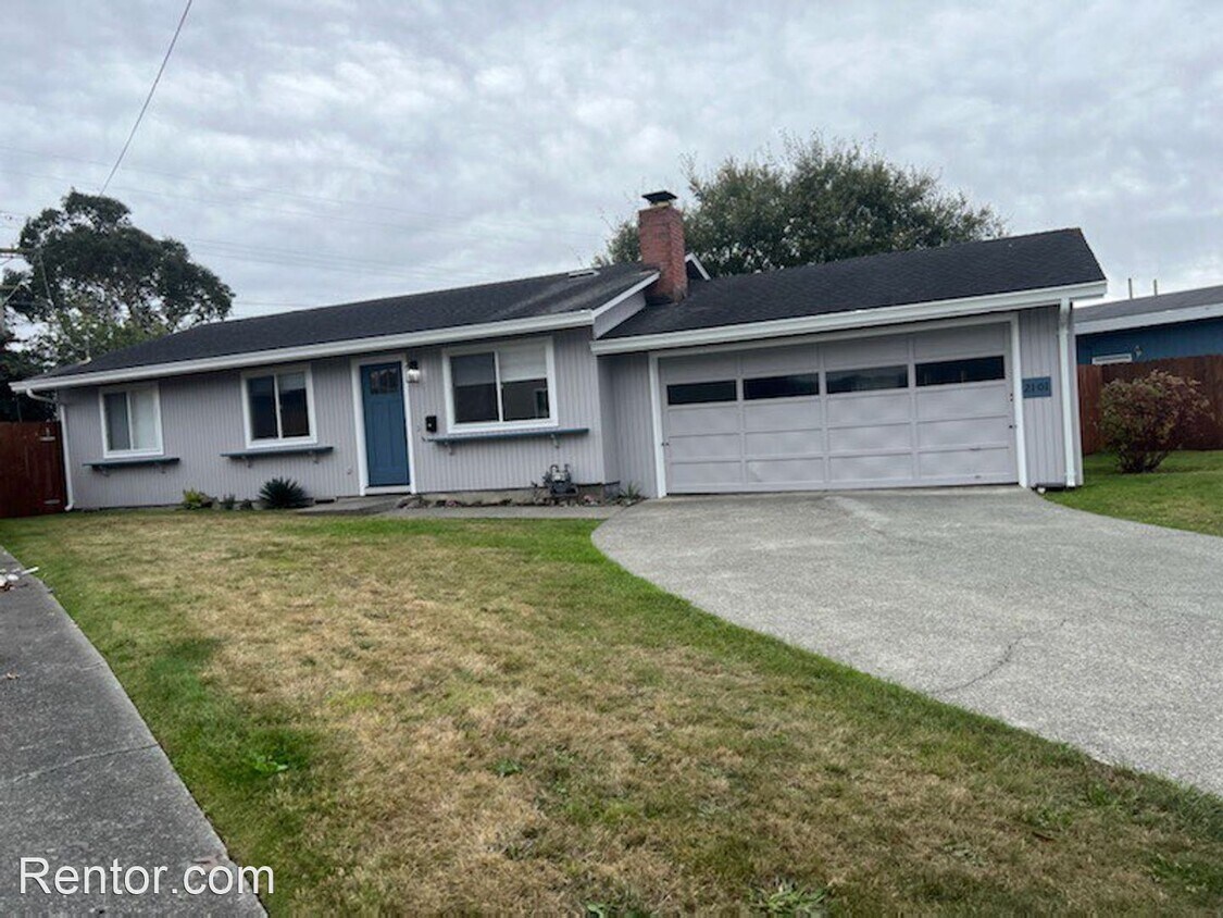 Primary Photo - 4 br, 2 bath House - 2101 11th St