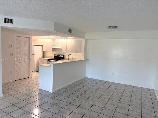 Building Photo - 8500 SW 212th St