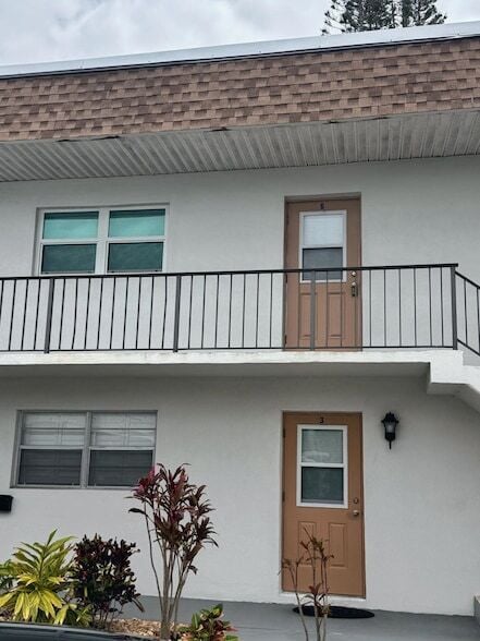 Building Photo - 2950 SE Ocean Blvd