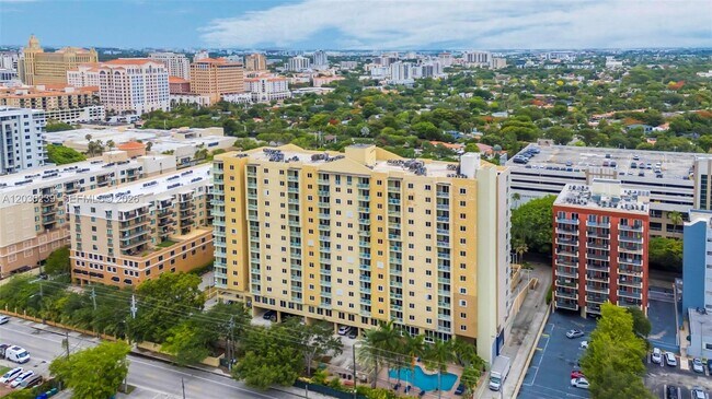 Building Photo - 3500 Coral Wy