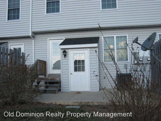 Building Photo - 2 br, 2.5 bath House - 2416 Millwood Loop