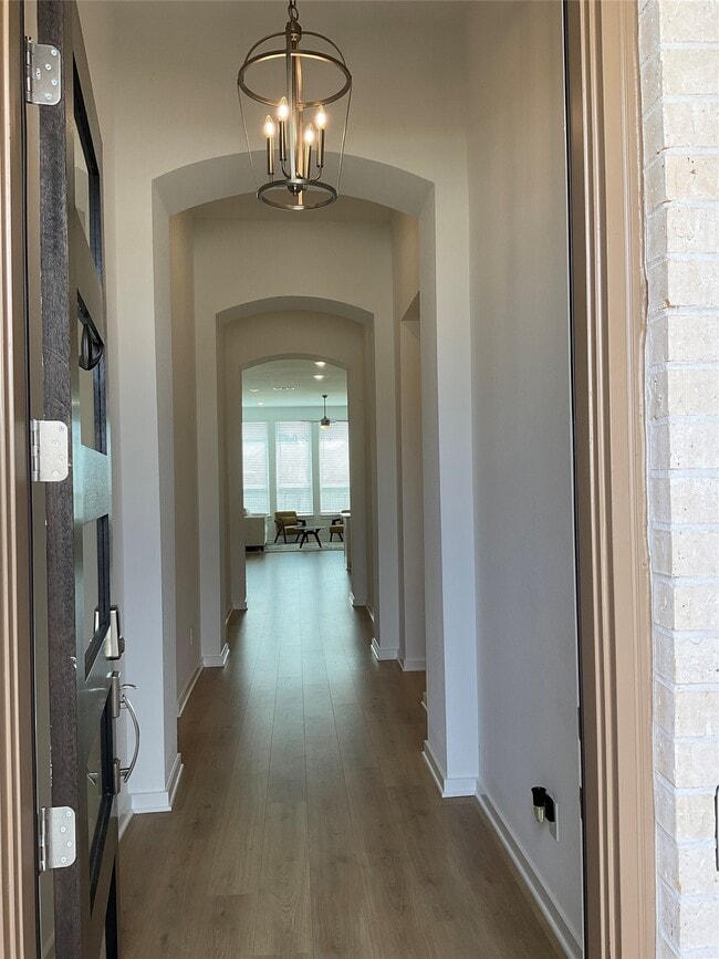 Foto del edificio - 24823 Hibiscus Gdn Wy