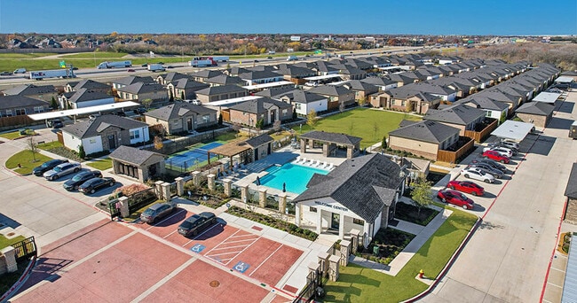 Building Photo - Cadia Grand Prairie Townhomes
