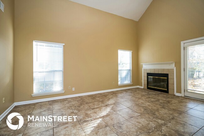 Foto del edificio - 2723 Riverbend Dr