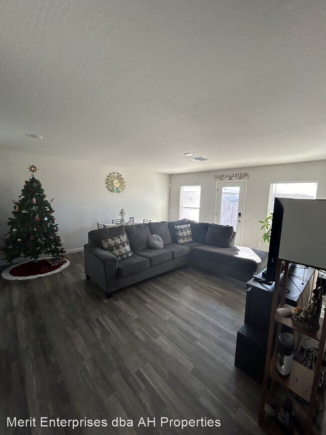 Foto del edificio - 3 br, 2 bath House - 10862 W CAMBRIA CIR