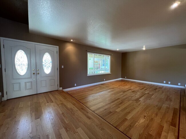 Foto del edificio - 6556 Idlebrook Ct