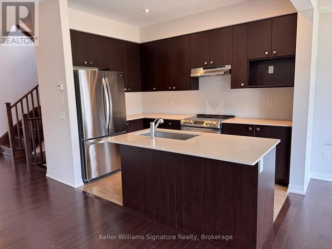 Building Photo - 264 Provident Way