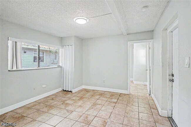 Foto del edificio - 2214 Quality Life Ctr Wy