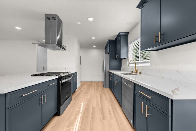 Building Photo - 4922 Tierra Baja Way