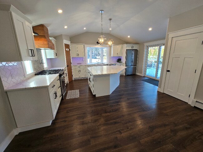 Foto del edificio - 69 Carver Rd