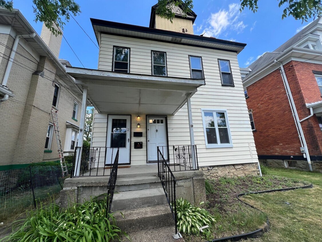 Primary Photo - Gorgeous 1 and 2 bedroom apartments for re...