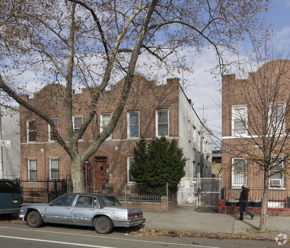 117 Rockaway Pky, Brooklyn, NY 11212 117 Rockaway Pky Brooklyn, NY