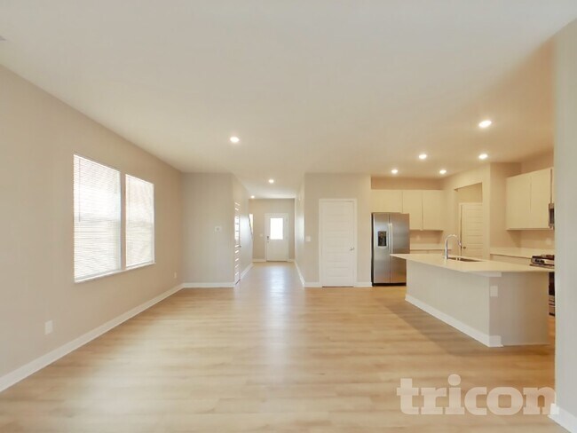 Foto del edificio - 11514 Hartwell St